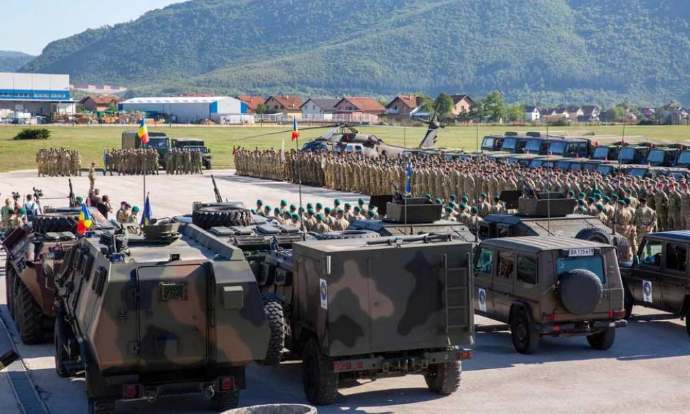 Παίρνει “φωτιά” η Βοσνία-Τεθωρακισμένα οχήματα του ΝΑΤΟ και 500 στρατιώτες για ενίσχυση των δυνάμεων λόγω Ουκρανίας